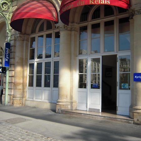 Kyriad Paris 10 - Gare De L'Est Hotel ภายนอก รูปภาพ