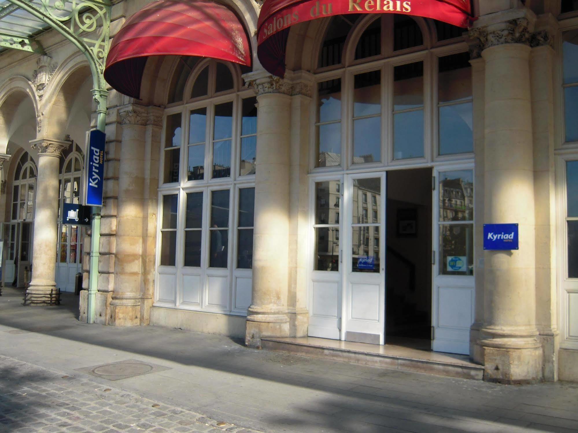 Kyriad Paris 10 - Gare De L'Est Hotel ภายนอก รูปภาพ